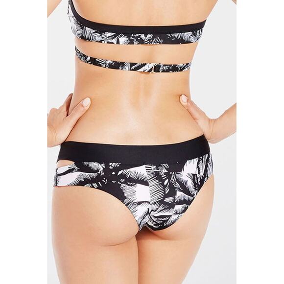 Fabletics Malibu Andrea Reversible Bikini Bottom & Juliana Bikini Top Medium NWT - Picture 4 of 14